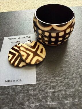 Brown & Cream Tribal Resin Bangle and Earrings Set